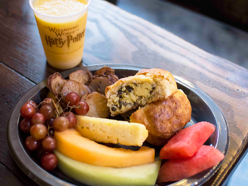 Breakfast at Universal Orlando - Leaky Cauldron